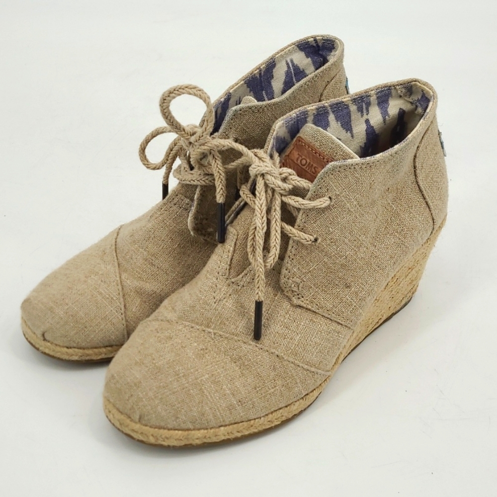 TOMS Desert Wedge Oatmeal Linen Canvas Espadrille Lace Up Booties‎ Tan 9.5
